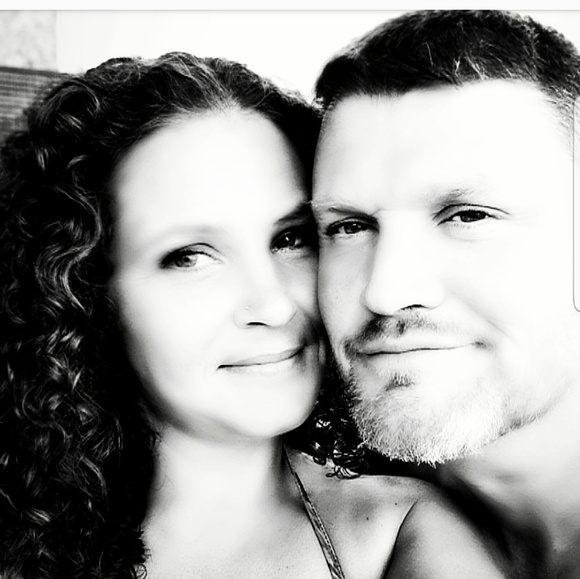 Meet your Posher, Heather - Picture 1 of 4